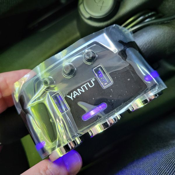 🔌 Розгалужувач для прикурювача з USB, вольтметром та LED-підсвіткою (12&ndash;24 В) AS001223 фото
