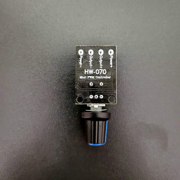 Электронный регулятор PWM напряжения для управления оборотами и диммера LED, 10A, 5V/12V, модель HW-070 AS001043 фото