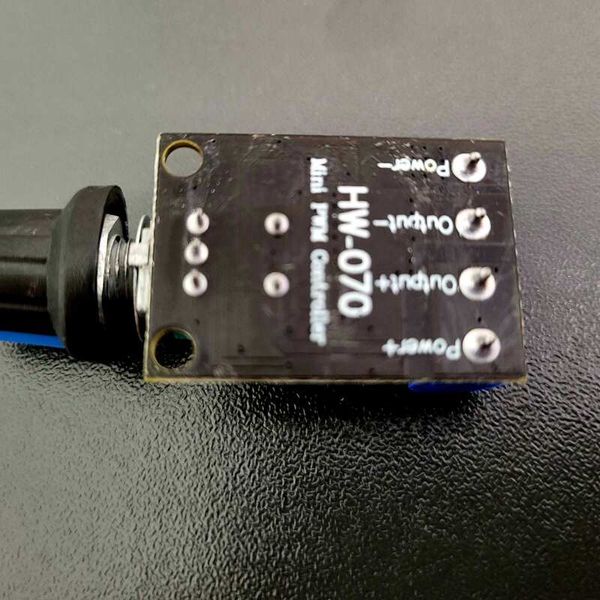 Электронный регулятор PWM напряжения для управления оборотами и диммера LED, 10A, 5V/12V, модель HW-070 AS001043 фото